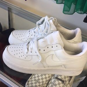 Nike Air Force 1 White